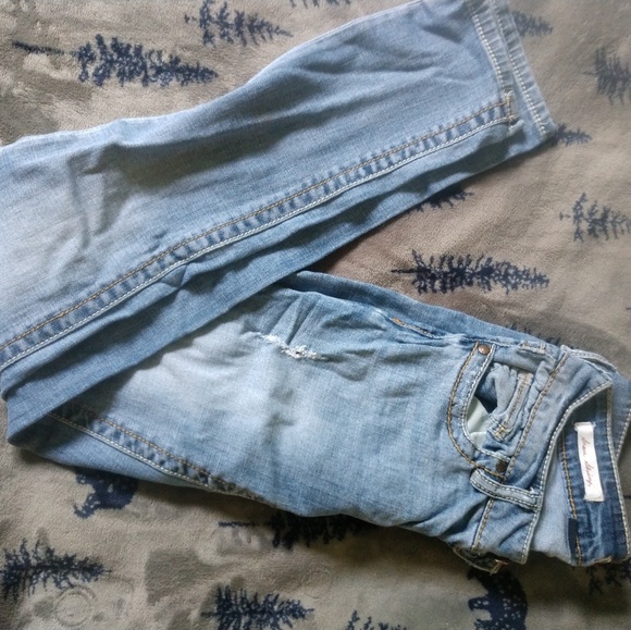 Jeans - Picture 1 of 2